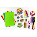 Folia kézműves doboz készlet 1300db-os (dekorációs kövek, mozgó szemek, gyöngyök, habszivacsok)