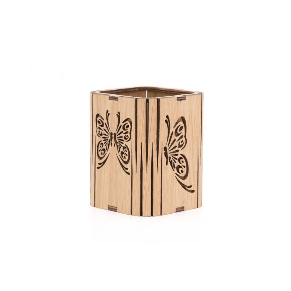 Tölgyfából kézzel készített írószertartó, pillangók