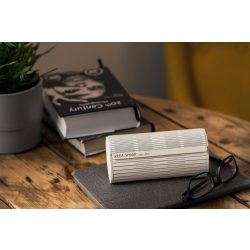   Krea-Wood nyírfából kézzel készült mágneses szemüvegtok, vintage fehér színben.