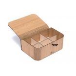 Krea-Wood tölgyfából készült teásdoboz tealevél motívummal, natúr színben